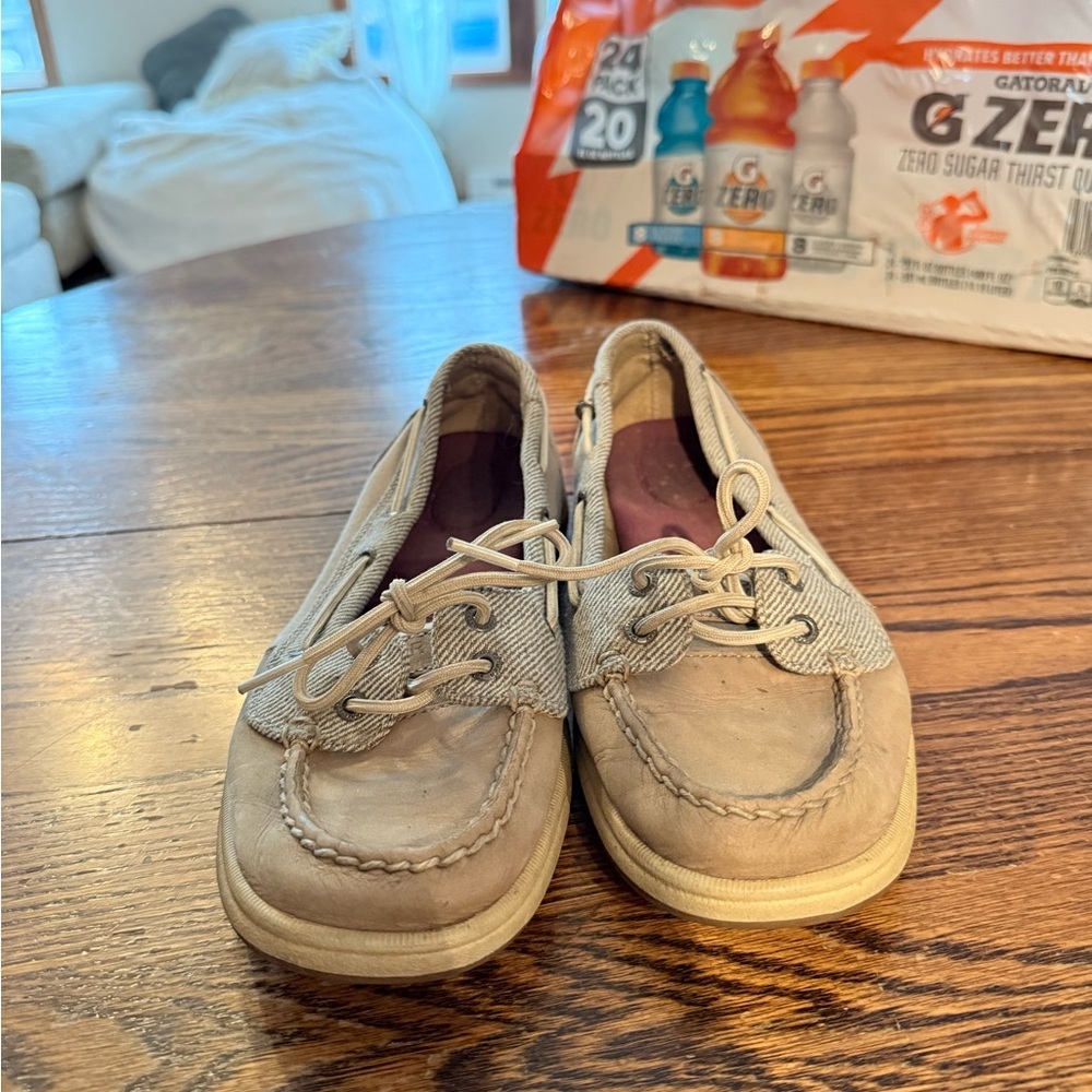Sperry Boat Shoe - Picture 2 of 5